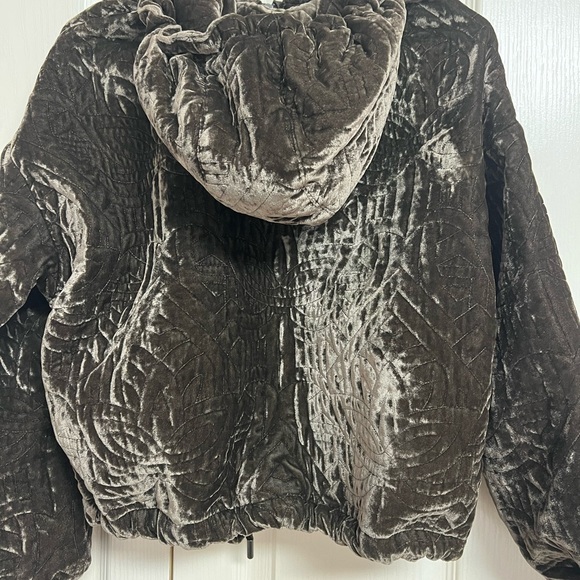 Velvet quilted jacket - Picture 2 of 3